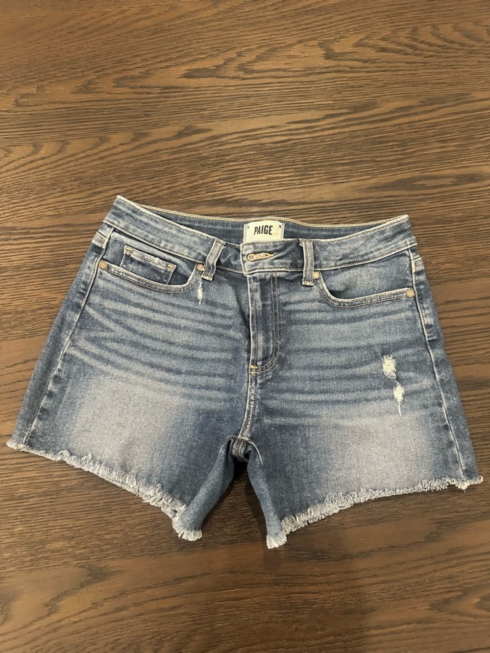 PAIGE Parker Short in Ansley Destructed- Size 27